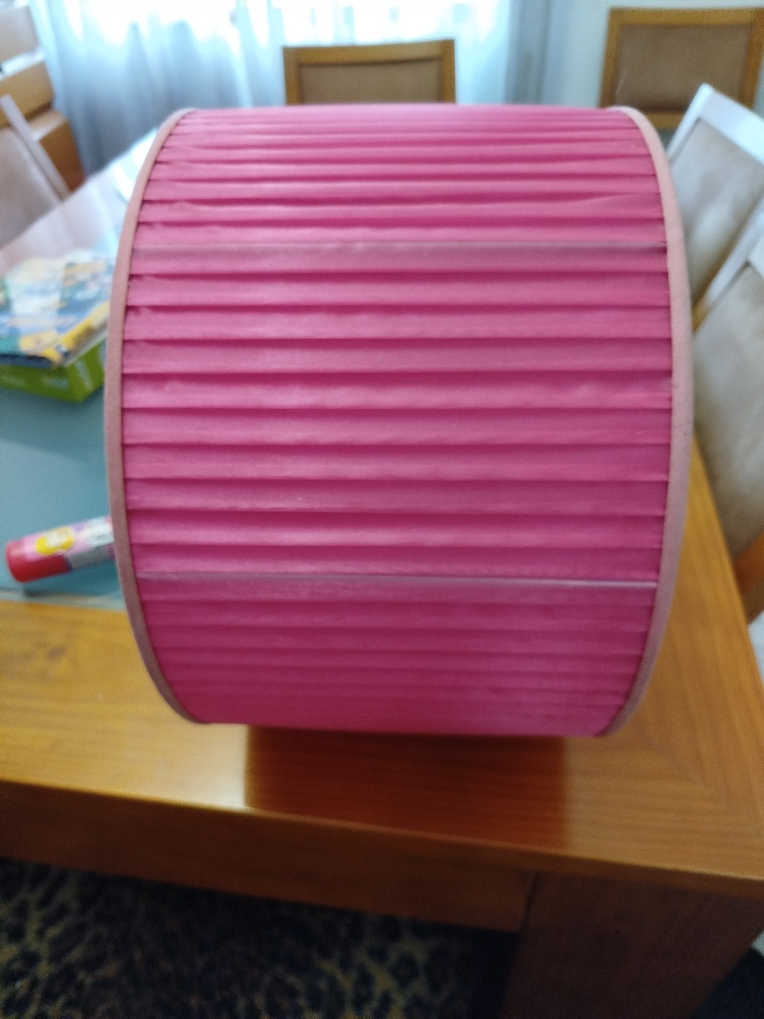 Abajur de teto rosa fuxia