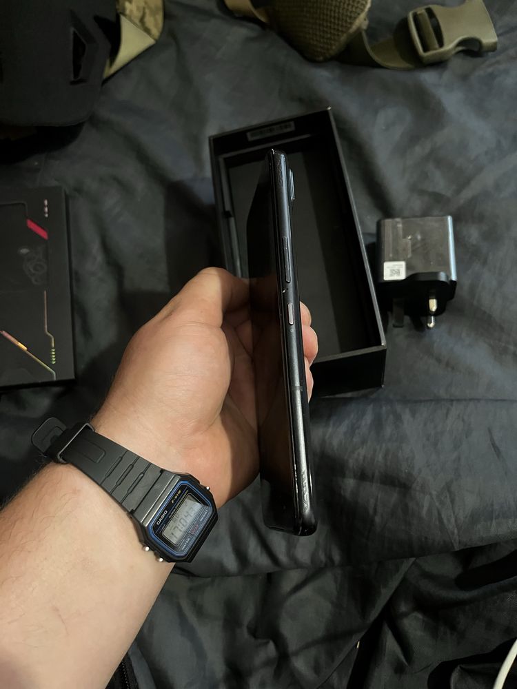 Asus rog phone 6 16/512