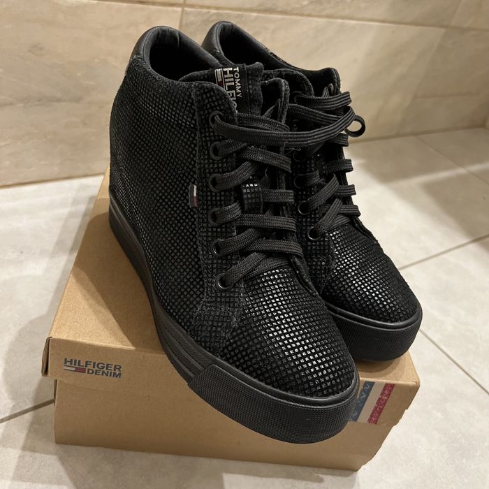 Кроссовки полуботинки женские tommy hilfiger