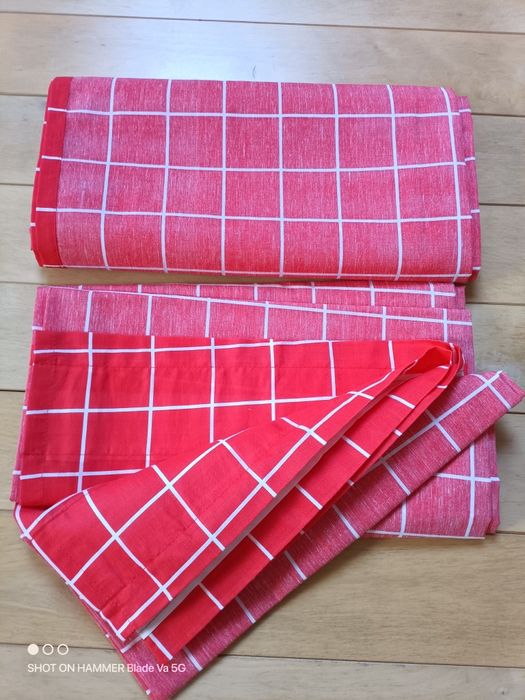 Zasłonki/Firanki czerwone