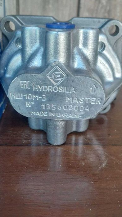 Насос шестерний НШ-10