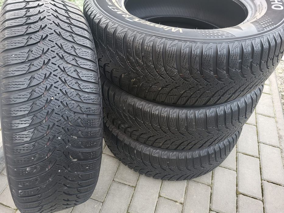 4x Opony Zimowe 215/65/16 Kumho Wintercraft WP51 Bieżnik 6mm