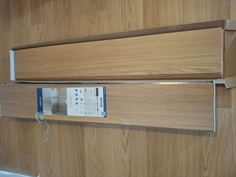 Panel quickstep CAPTURE SIG4749 DĄB NATURALNY lakier. 9mm