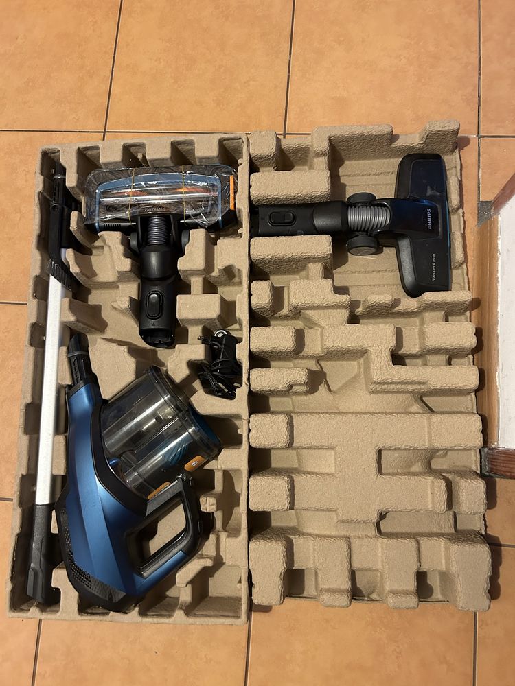 Odkurzacz bezprzewodowy PHILIPS AQUA 5000 21,6V (myjący) NOWE KOŃCÓWKI