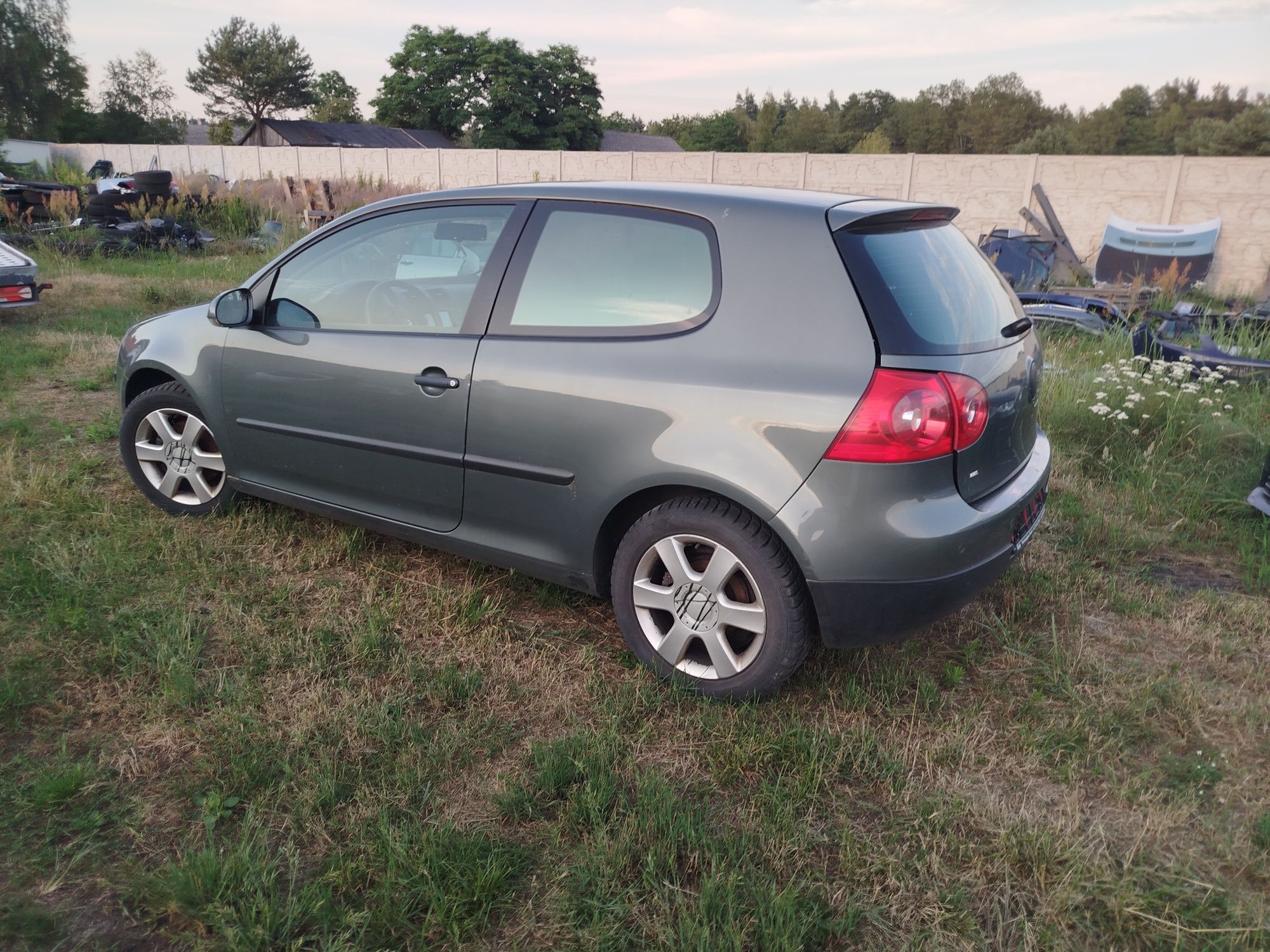 Volkswagen Golf V 1.4fsi bkg na części