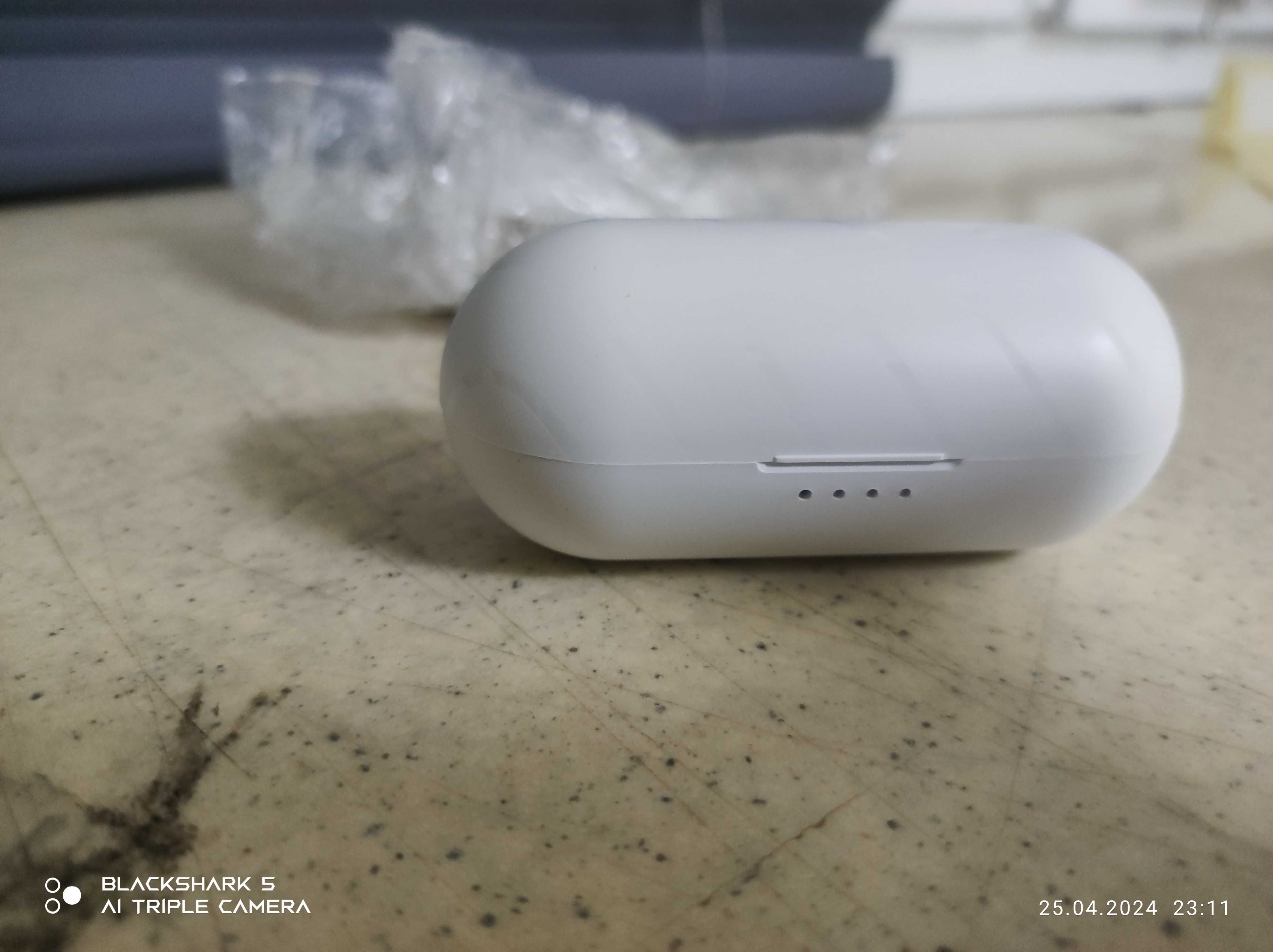 Bluetooth sluchawki T66. White.