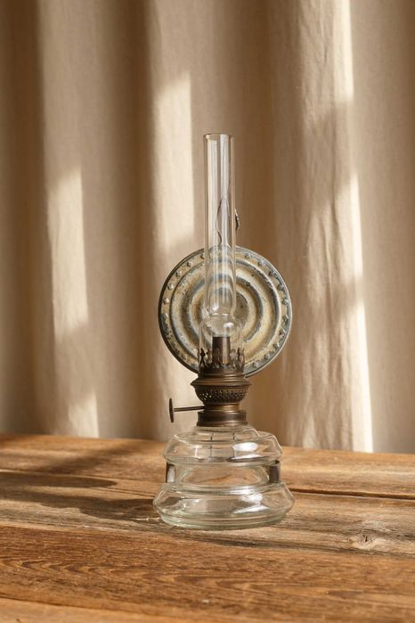 lampa naftowa Kosmos Brenner o minimalistycznym designie