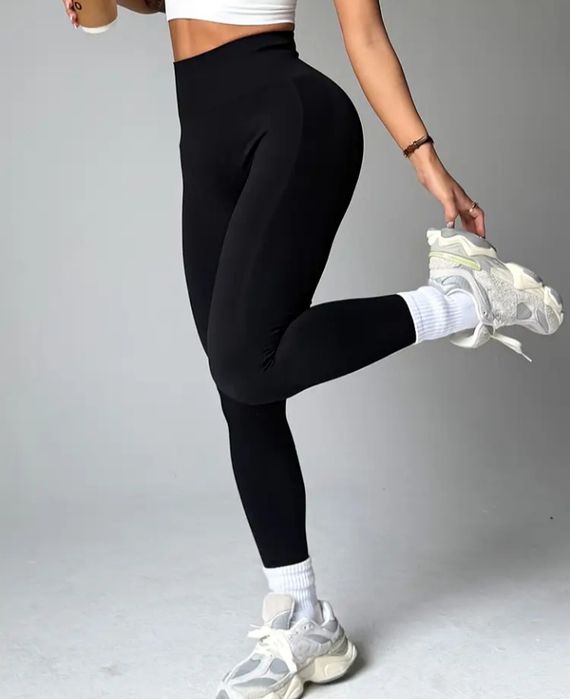 Нові лосінки з ефектом пуш ап шорти пуш ап