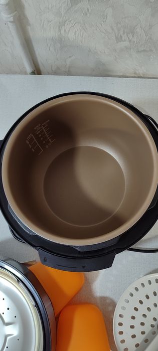 Мультиварка-скороварка PHILIPS