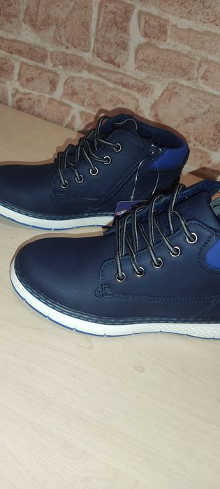 Ботинки утеплені,теплі.Кросівки.