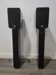 Colunas Q Acoustics Concept 20 + Suportes Q Acoustics Concept 20