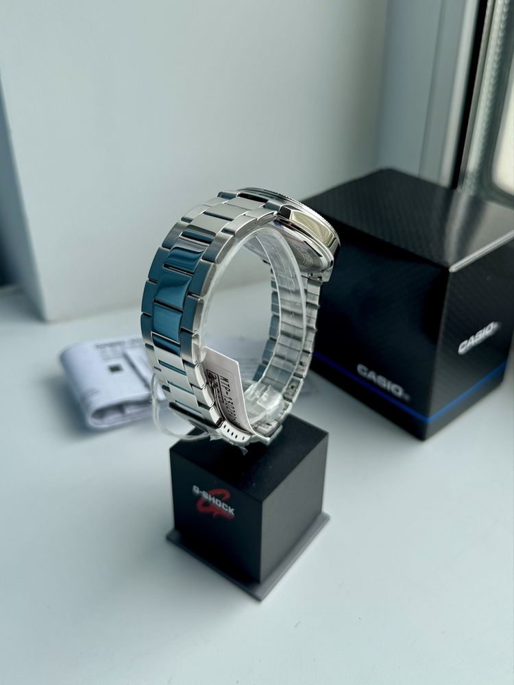 Чоловічий наручний годинник CASIO MTP-1302D-3A (100% Оригінал, новий)