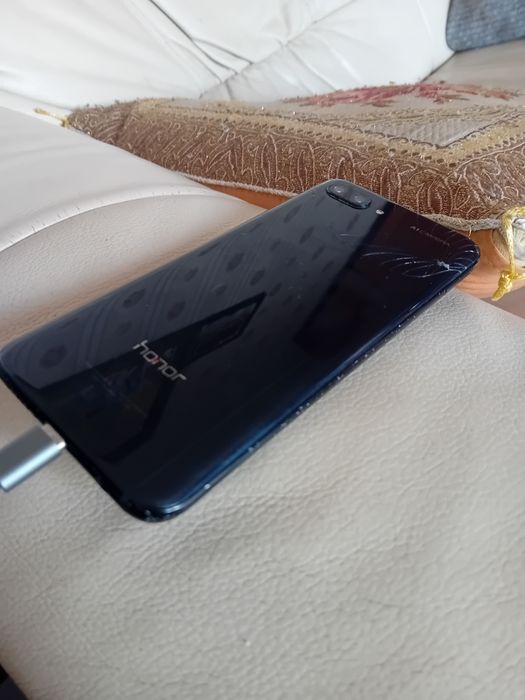 Telefon Honor 10 COL-L29 4GB RAM 64GB Pamięci
