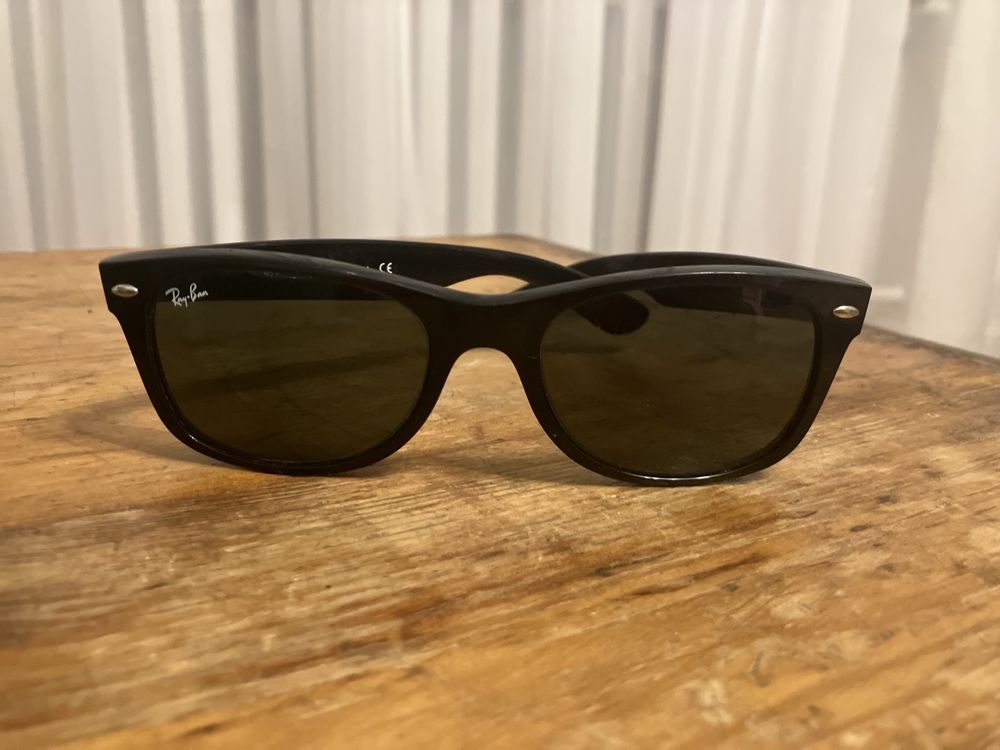 Okulary Ray-Ban NEW WAYFARER   klasyczne przeciwsłoneczne  Ray Ban