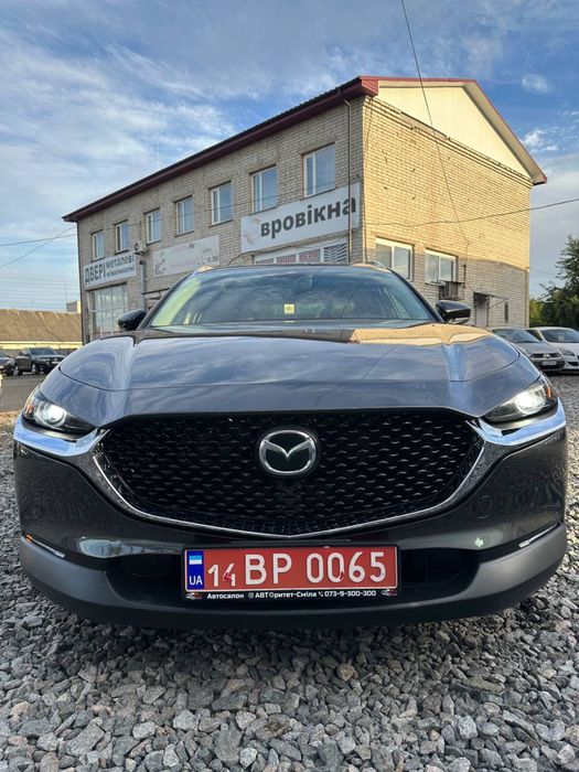В продажі Mazda CX-30