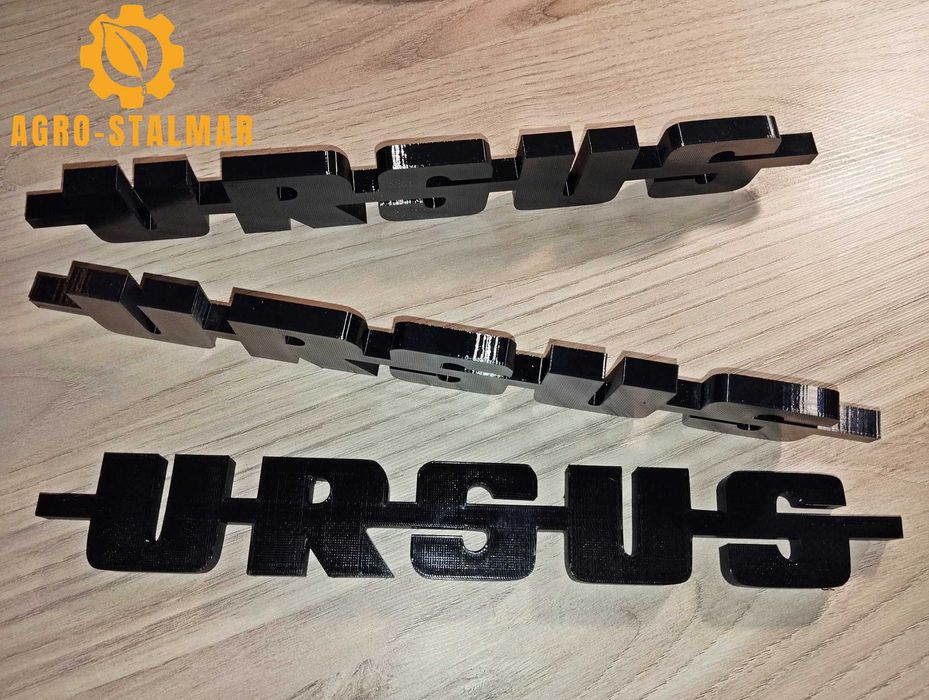 Napis emblemat logotyp Ursus 3D komplet 2szt