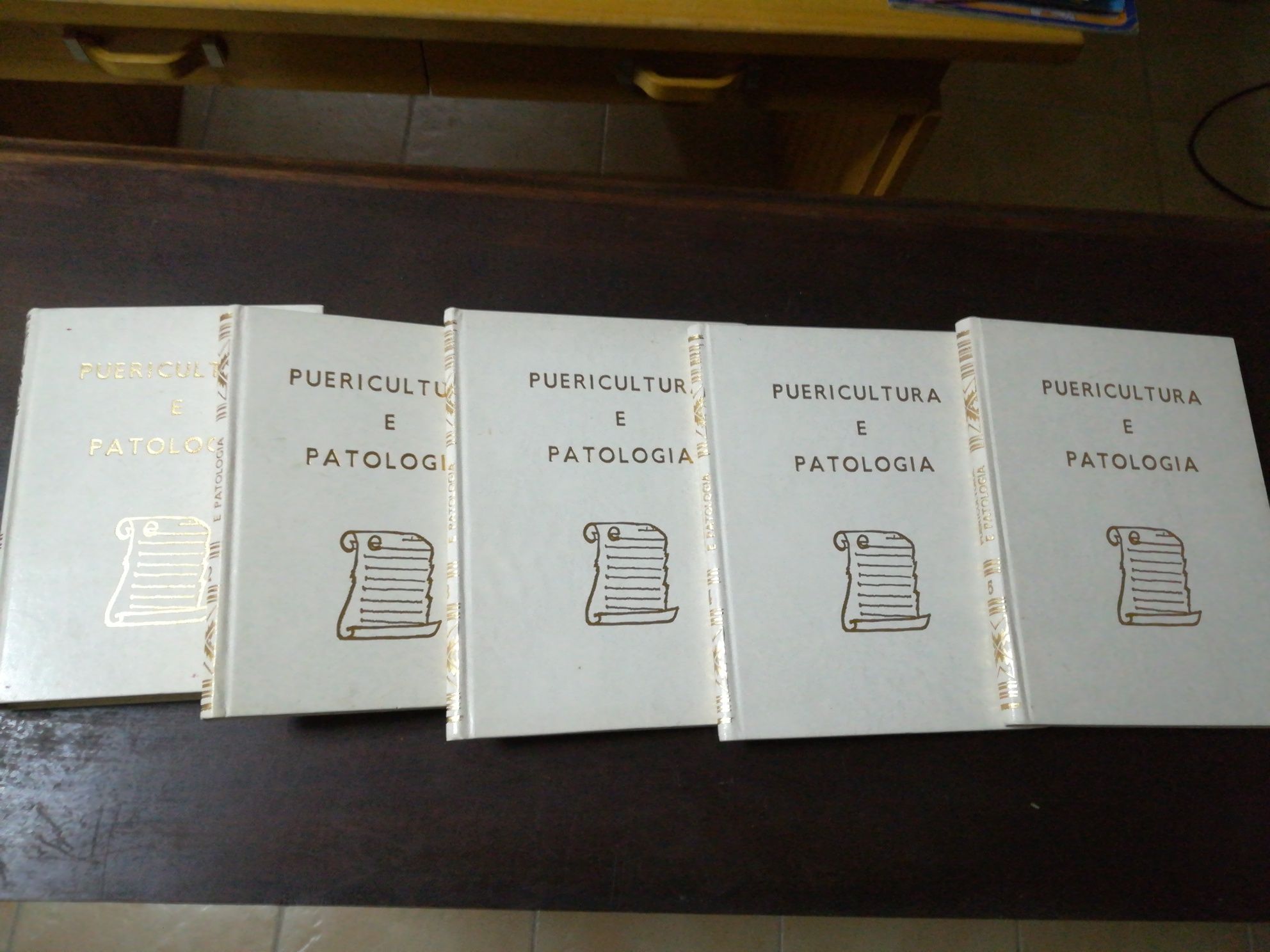 Coleção 5 livros Puericultura e Patologia