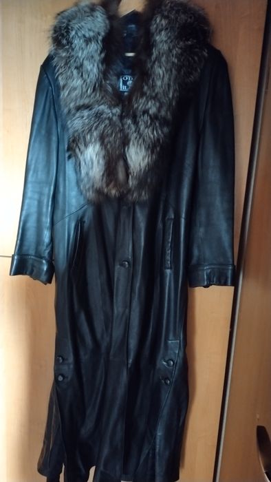 Кожаный плащ шуба, шарф-шаль