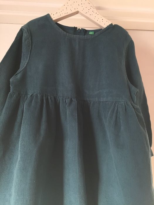 Vestido Benetton T XXS 3-4 anos verde bombazina com folho