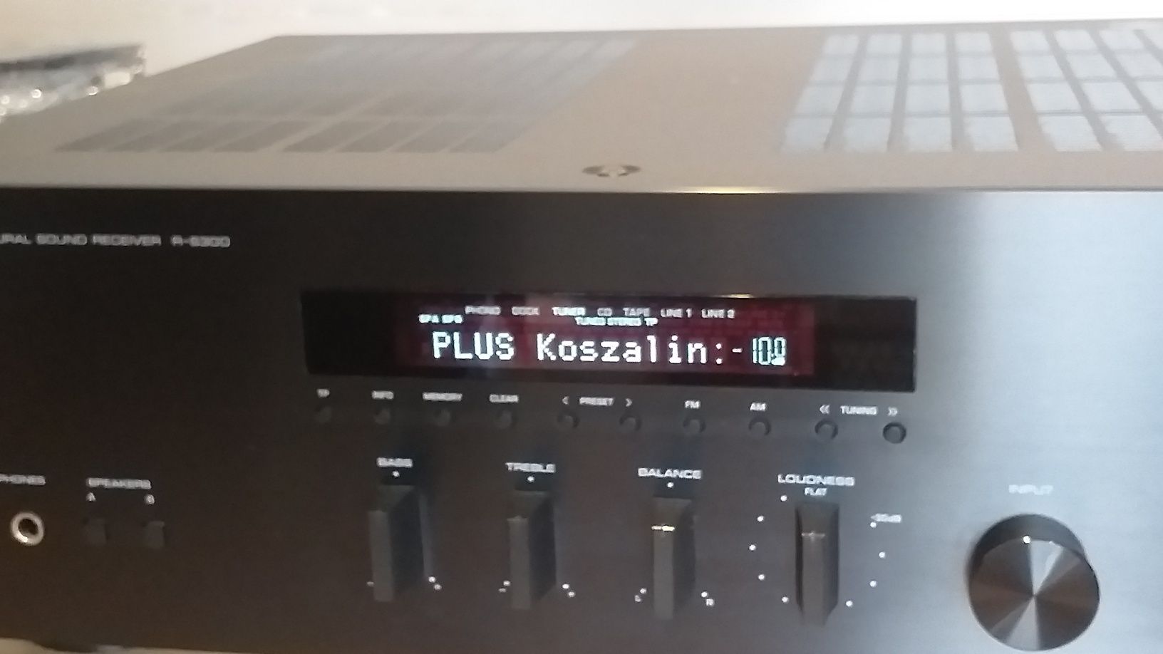 Amplituner Yamaha r-s300