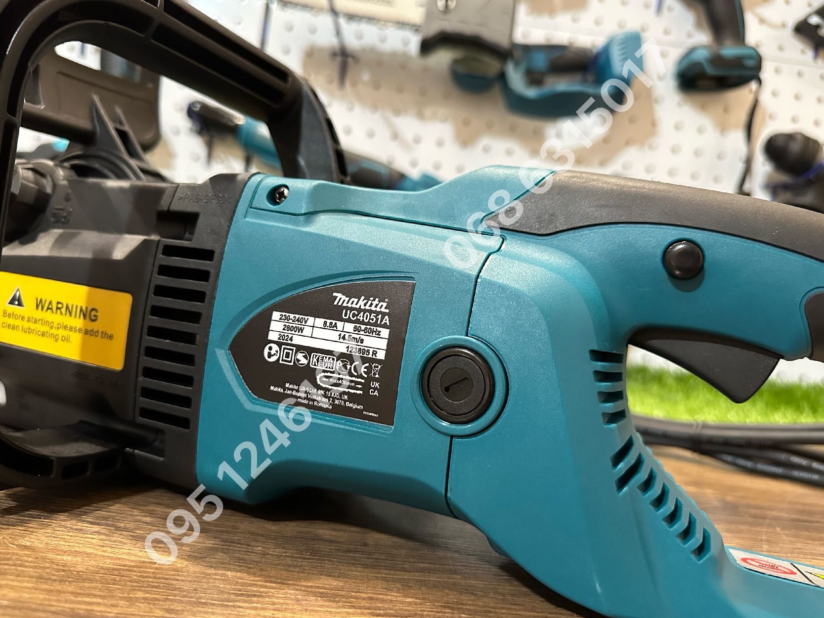 Электропила Makita UC4051A 2.8 КВт цепная 40см шина пилка для дерева