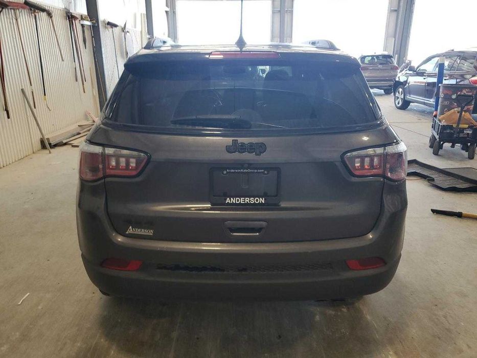 Jeep Compass Latitude 2019