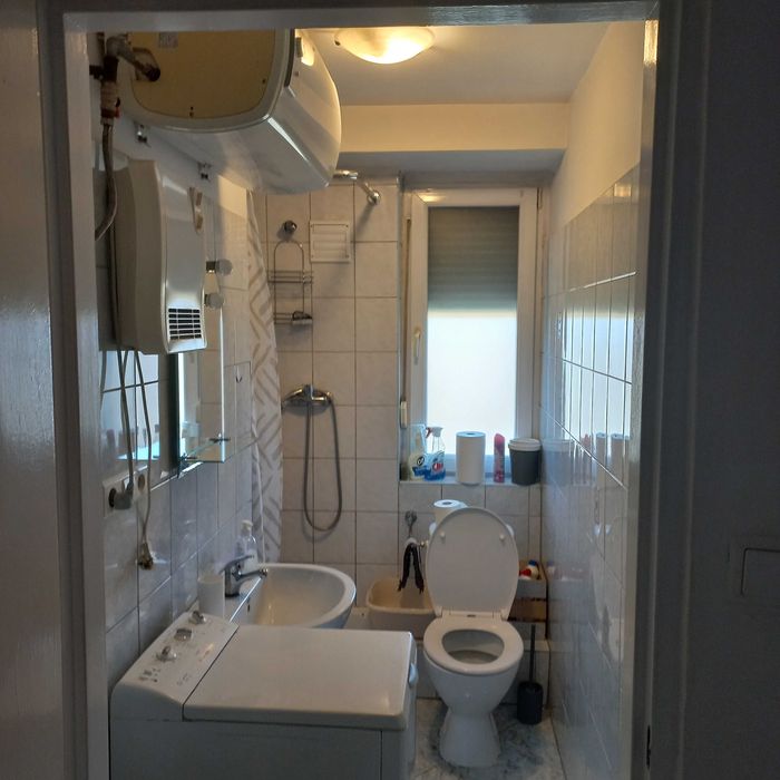 Wynajme mieszkanie kawalerkę 33m