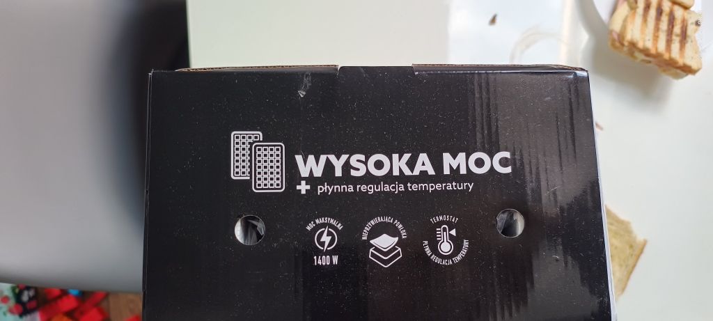 Nowa gofrownica MPM mocna 1400 W