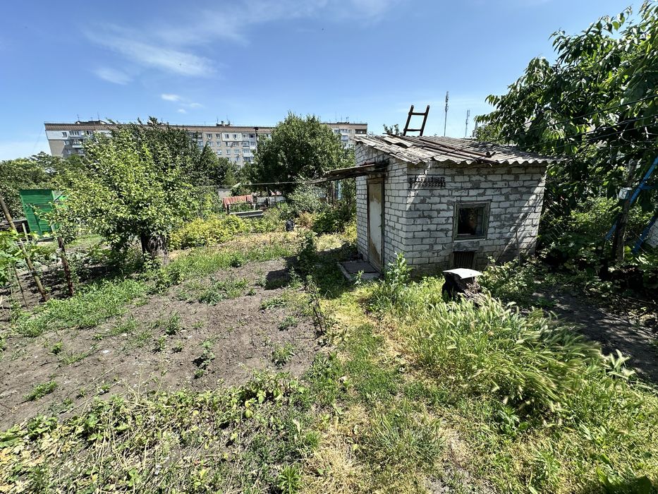 Продам пол дома в р-н.Петровского, пр.Ивана Мазепы