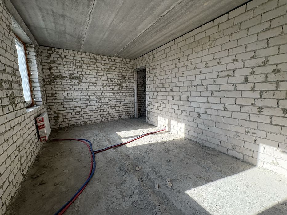 3 кімнатна квартира 82 м2 ЖК Миру 3 Героїв Харкова будівельний стан