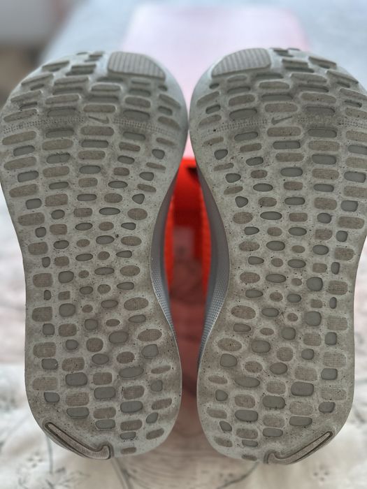 NIKE react INFINITY run 4 prm