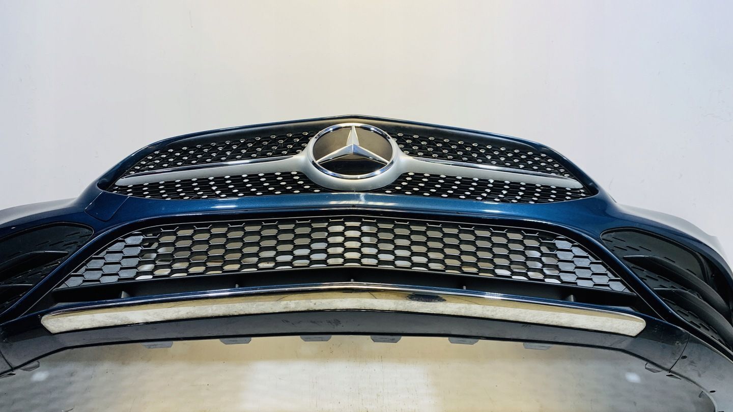 ZDERZAK -GRILL MERCEDES AMG W 118 CLA