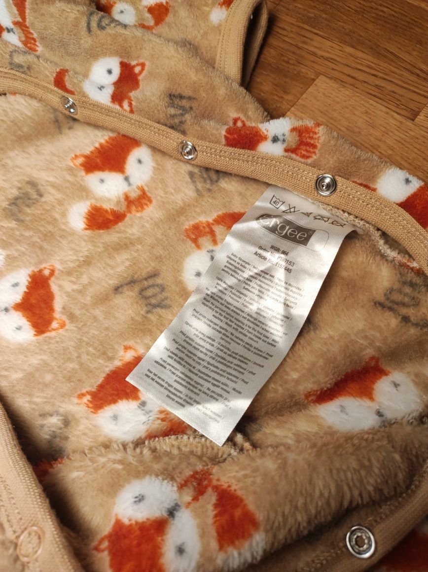 Śpiochy piżama dla niemowlaka lisy ergee 2-4mc