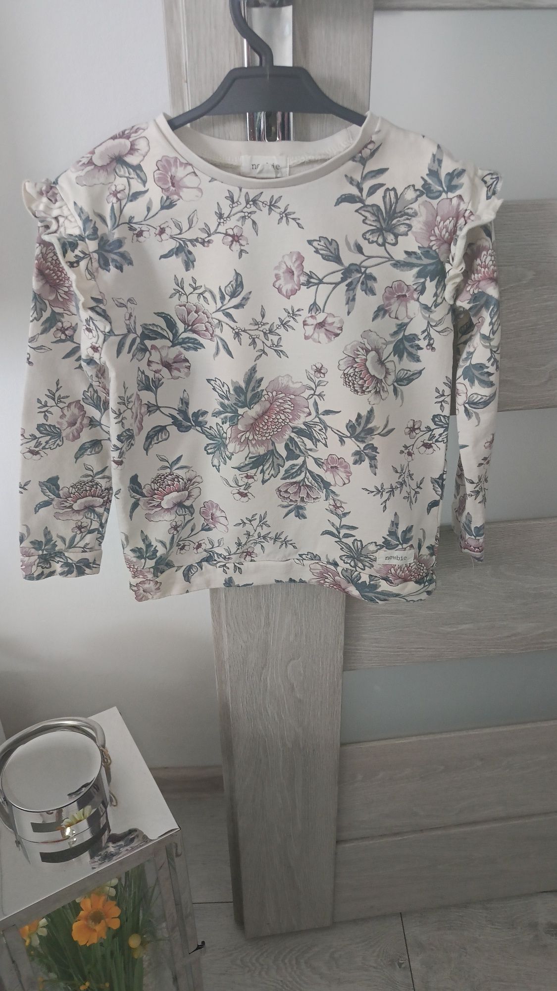Bluza newbie w kwiaty