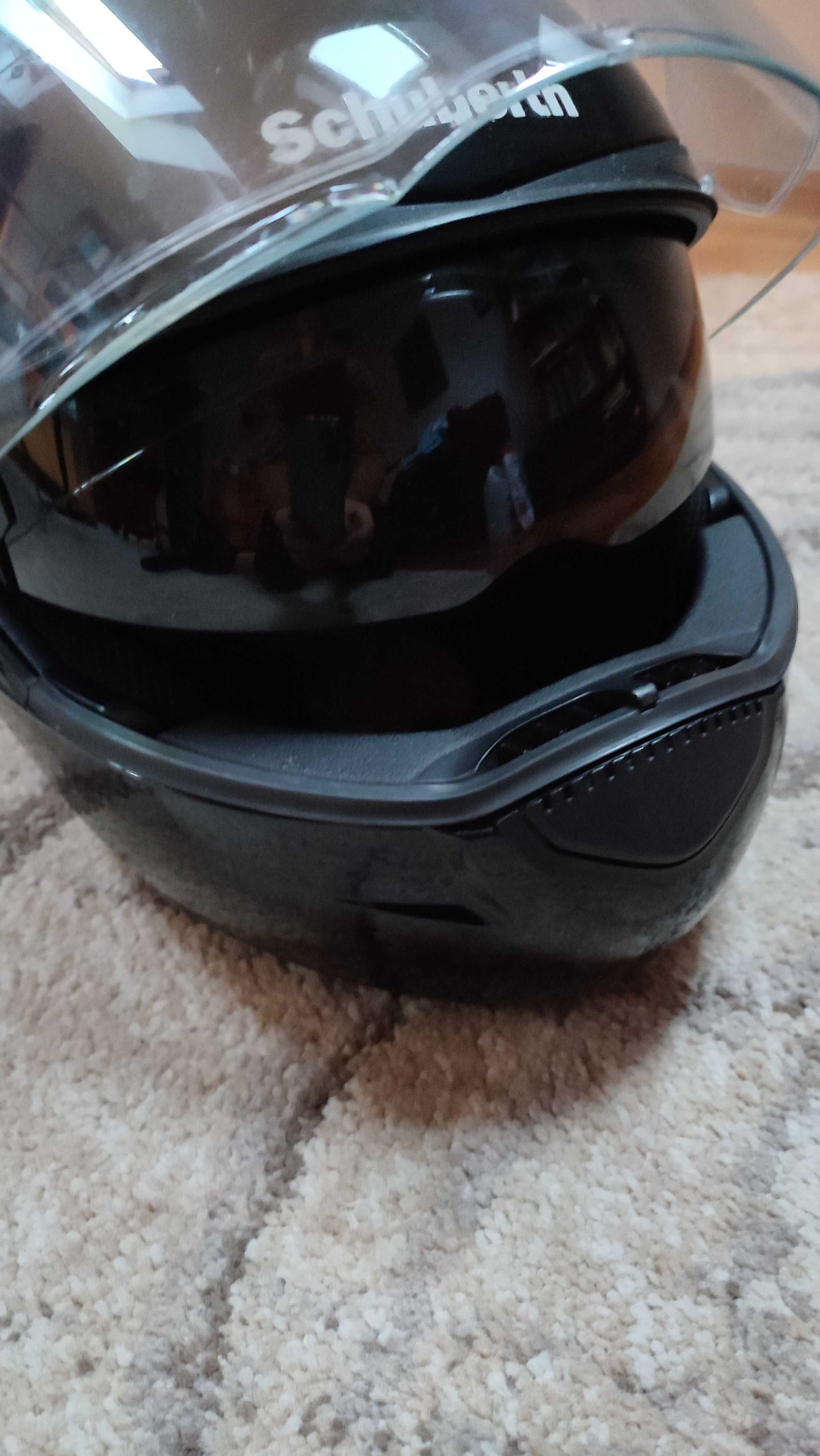 kask motocyklowy Schuberth