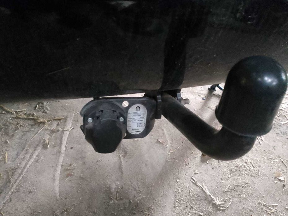 Hak holowniczy chrysler voyager 2005