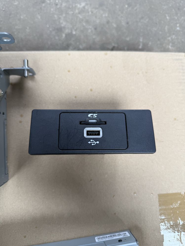 Radio ekran sync 2