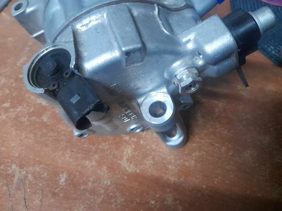 alternator i sprężarka klimatyzacji audi A1