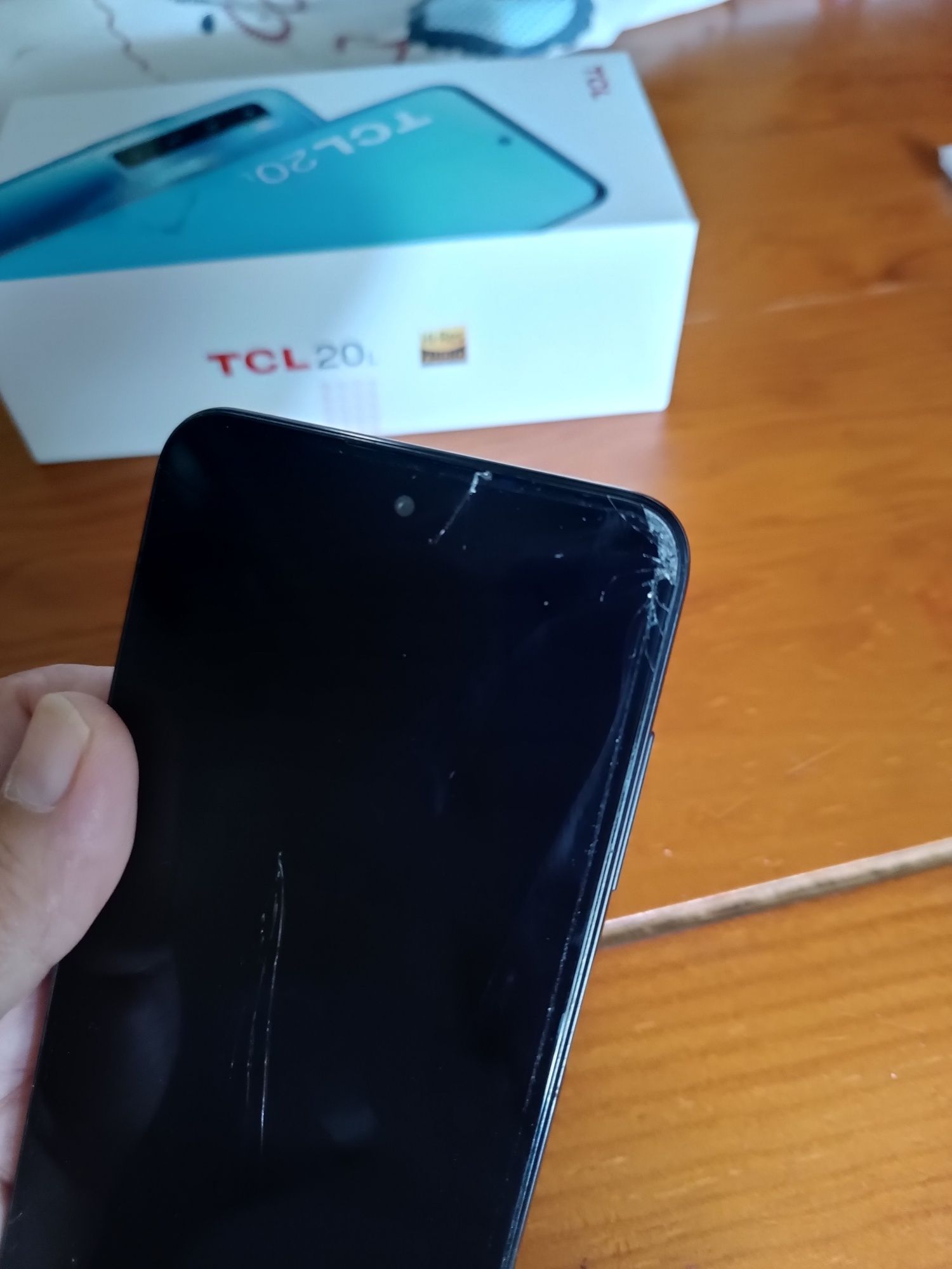 Telemóvel tcl 20l
