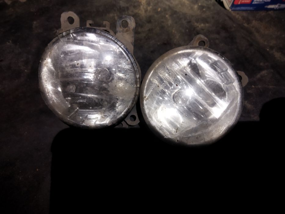 Галогенки оригинальные в бампер логан