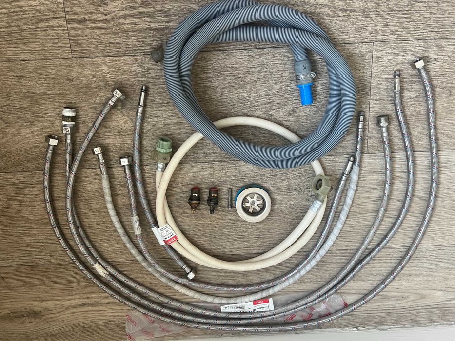 Продам шланги сантехнічні для змішувачів, пральної машинки і т.д.