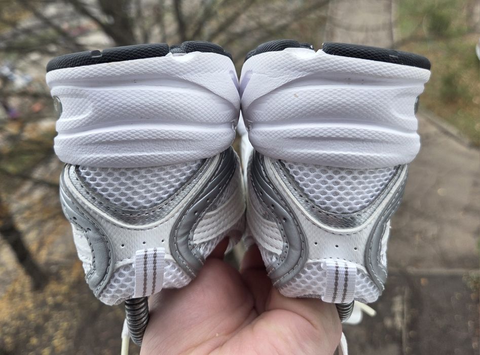 38р New Balance 530 жіночі кросівки