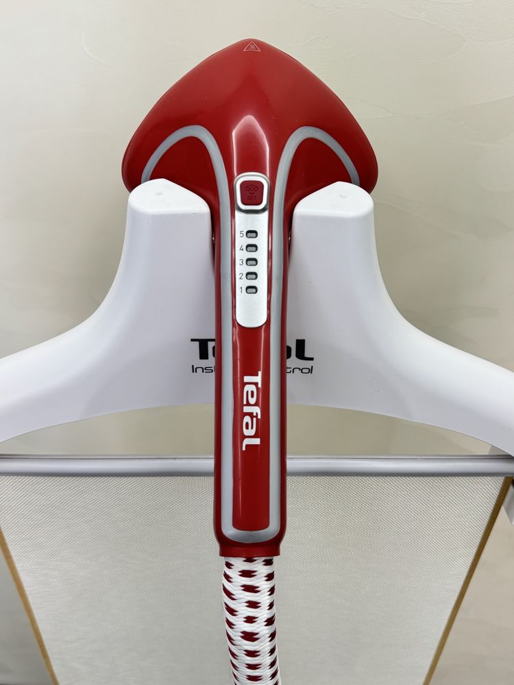 Відпарювач Tefal IS 8380