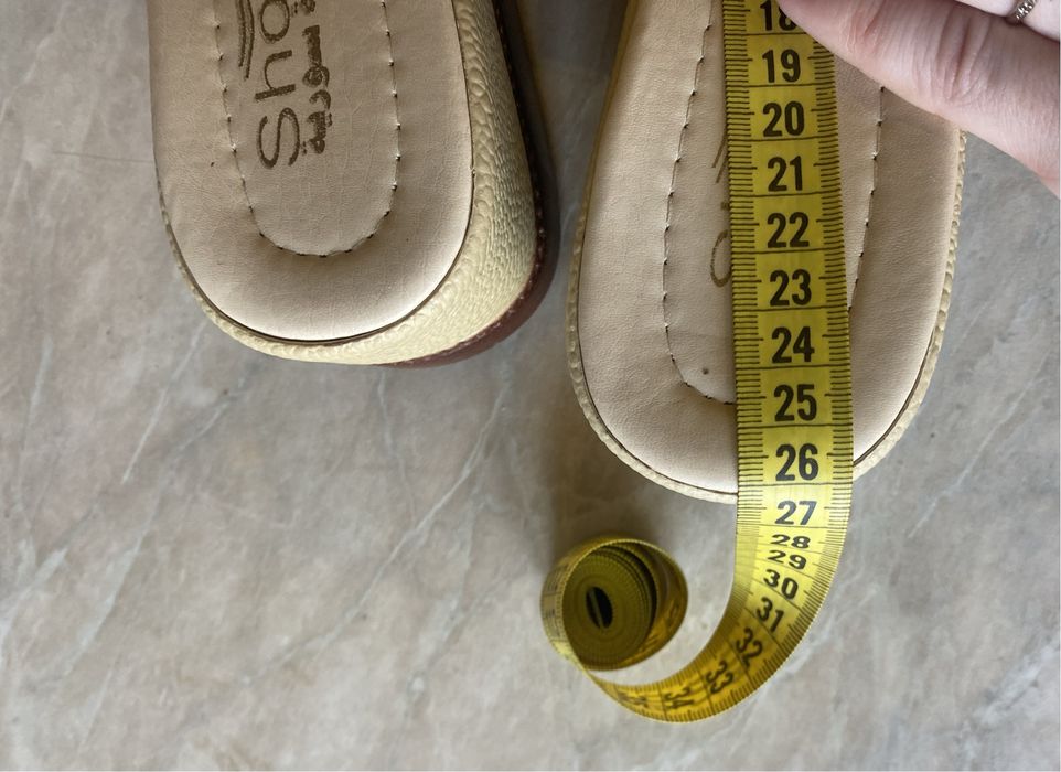 Шльопки/шкіряні шльопки/сандалі