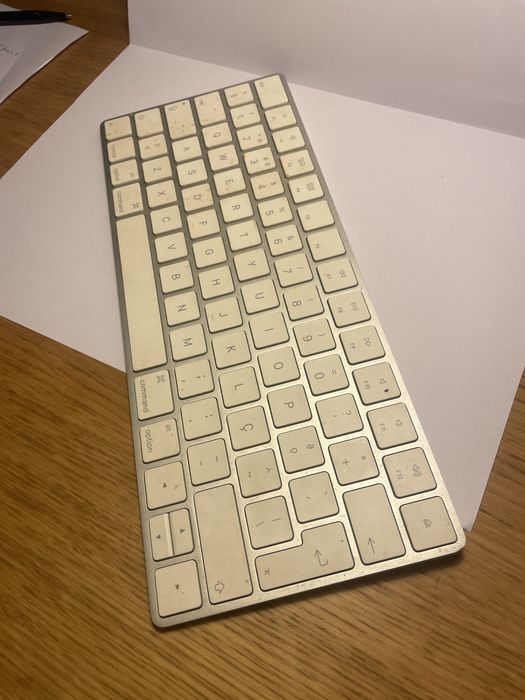 Teclado apple, muito pouco usado