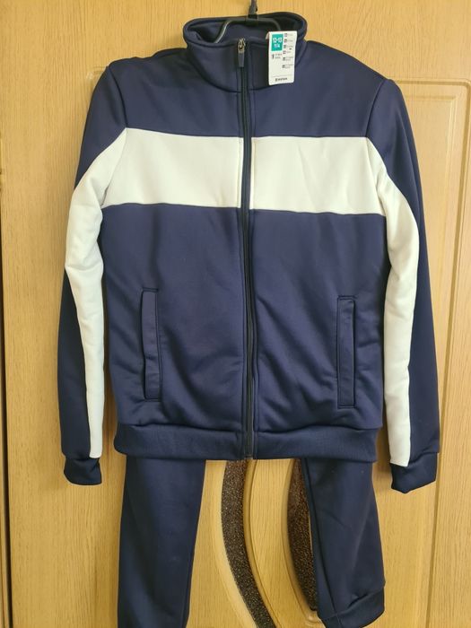 Спортивний костюм