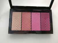 Paleta z różami Maybelline master blush