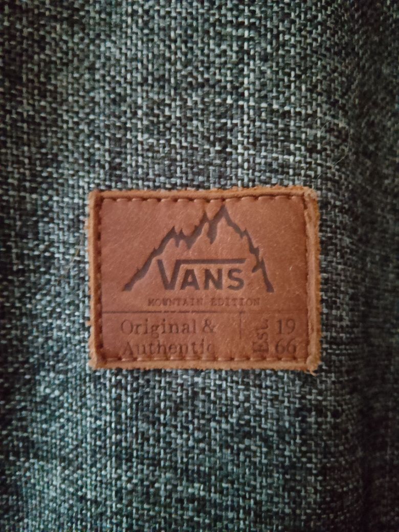 Утеплённая куртка Vans