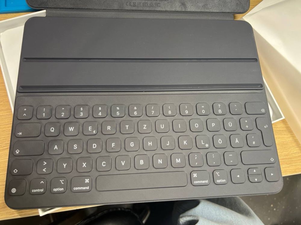Клавіатура Smart Keyboard Folio New для iPad Pro 12.9