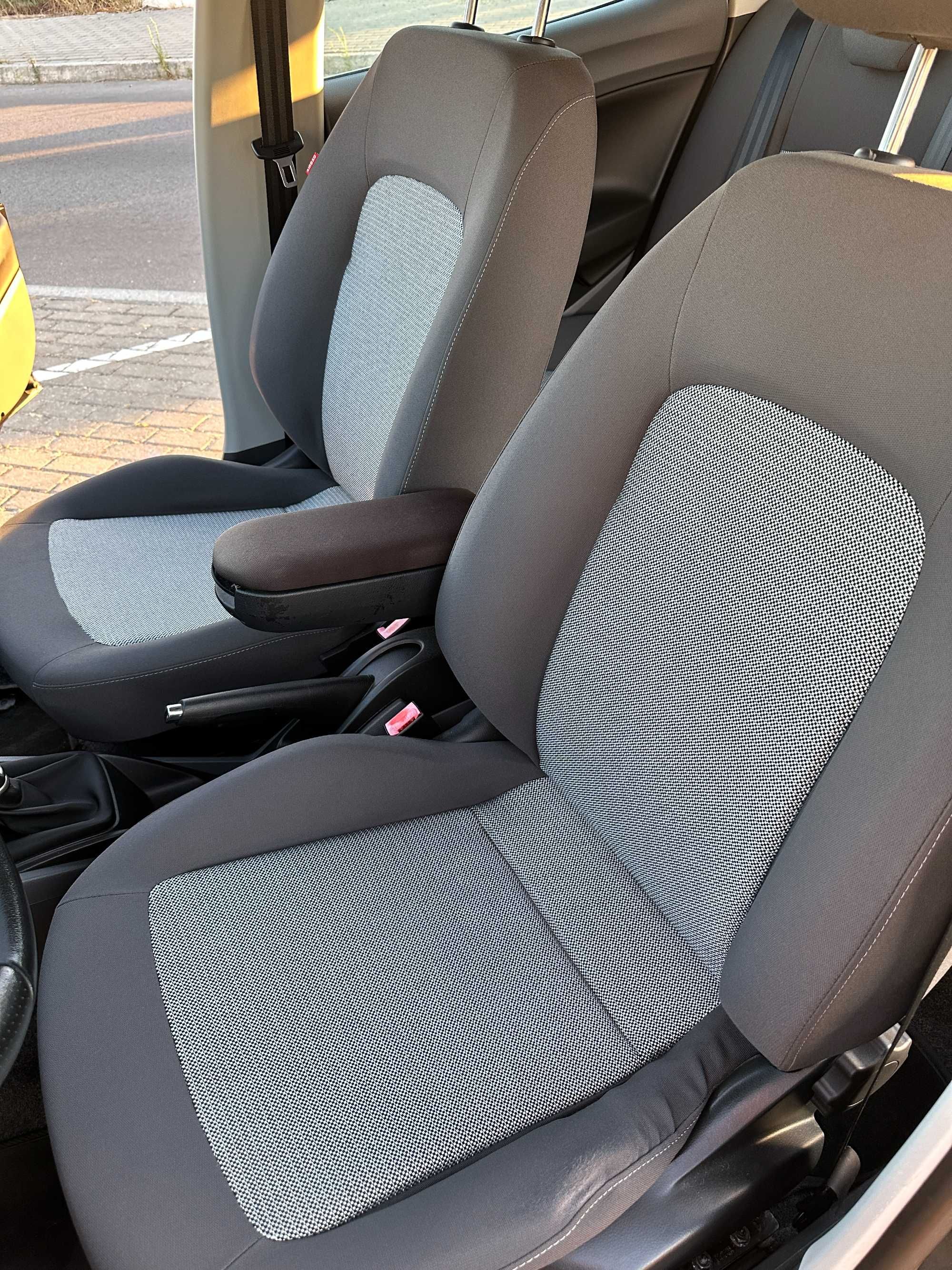 Seat Ibiza 1.2 com apenas 62.000Km